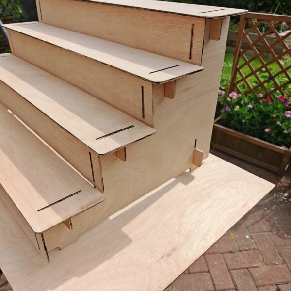 2026/06/12339-scaled.jpg Large, sturdy display shelf for Stallholders